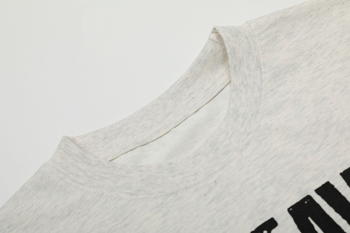 T-shirt Lonely