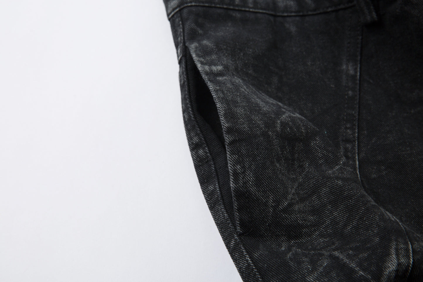 Jean OverButtonned