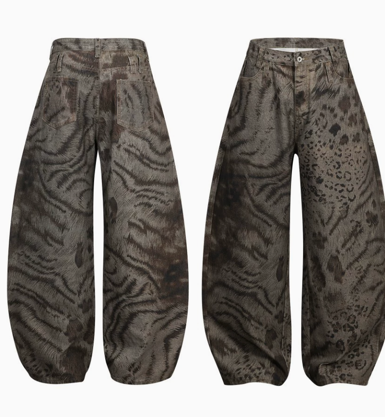 GY retro vintage tiger and leopard print curved hem jeans