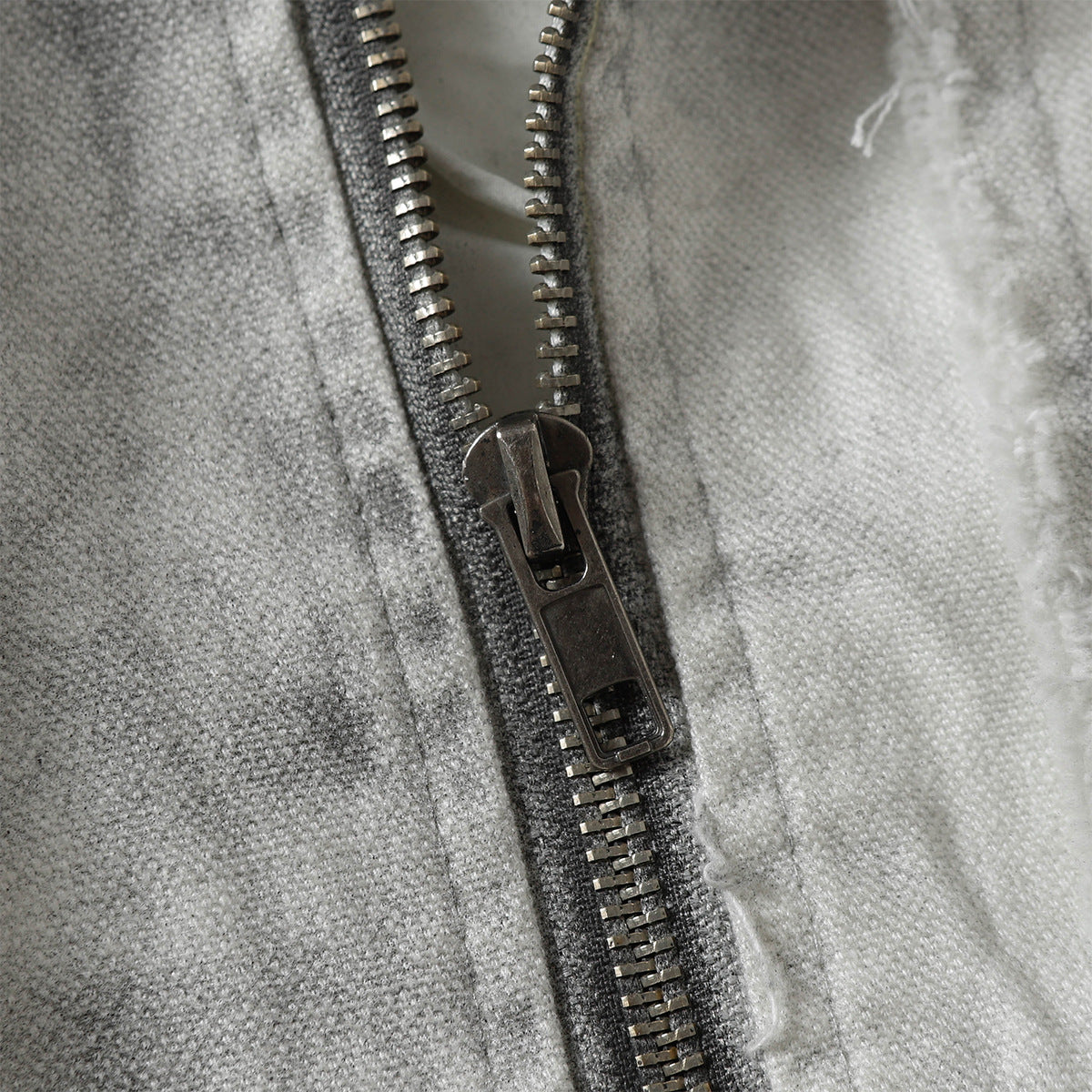 Zip Distressed Gris